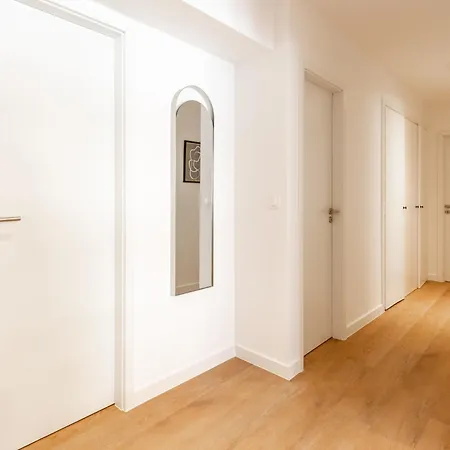 M055 Joli T4 Lumineux Et Spacieux En Centre *